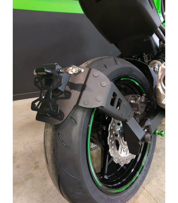 Support de plaque ras de roue Kawasaki Z900