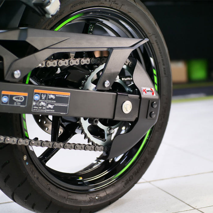 KAWASAKI NINJA 7 HYBRID - Carter de chaine NOIR satiné