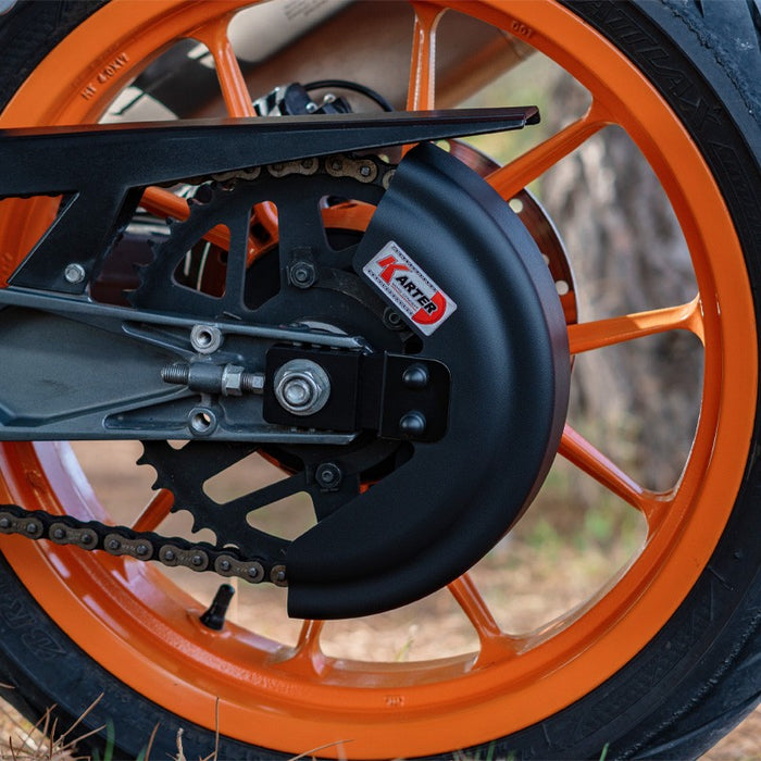 KTM 125 DUKE - Carter de chaine NOIR satiné